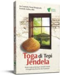 Toga di tepi jendela: kisah nyata perjuangan menjadi sarjana di tengah keterbatasan dan hambatan